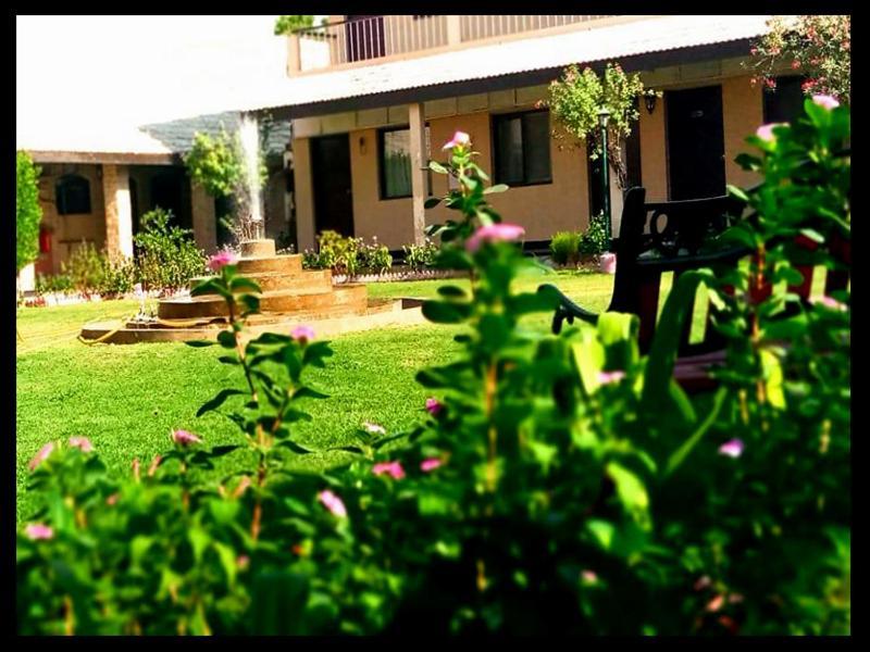 Airport Hotel Karachi Exterior photo